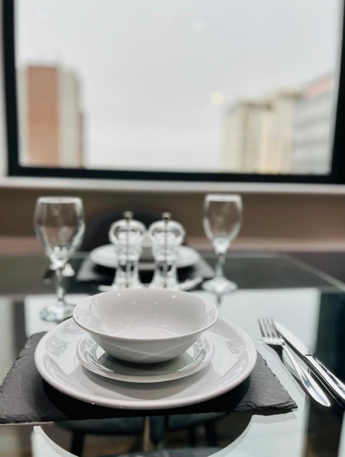 Stylish Studio Apartment Near To Old Trafford Stadium マンチェスター エクステリア 写真