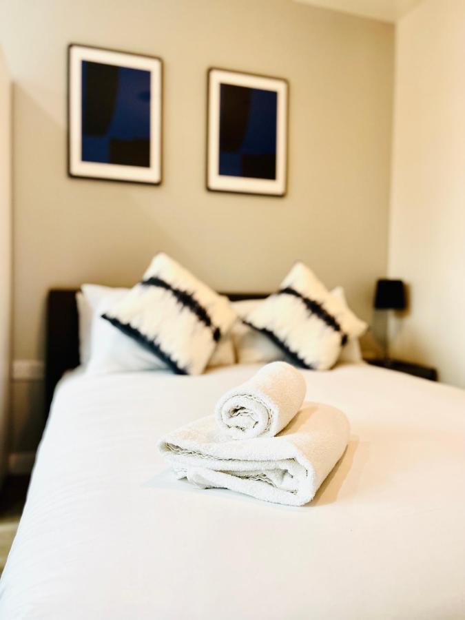 Stylish Studio Apartment Near To Old Trafford Stadium マンチェスター エクステリア 写真